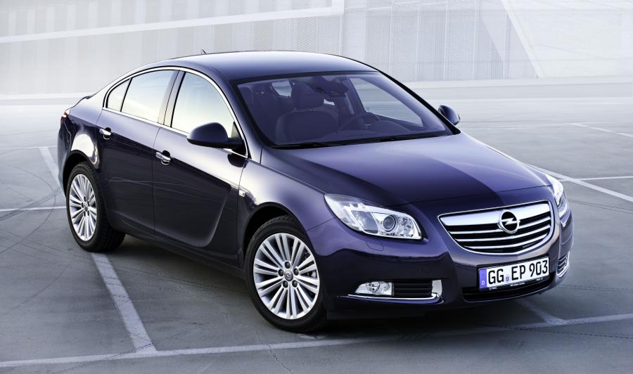  Opel Insignia 2012 года  (фото 31 из 32)